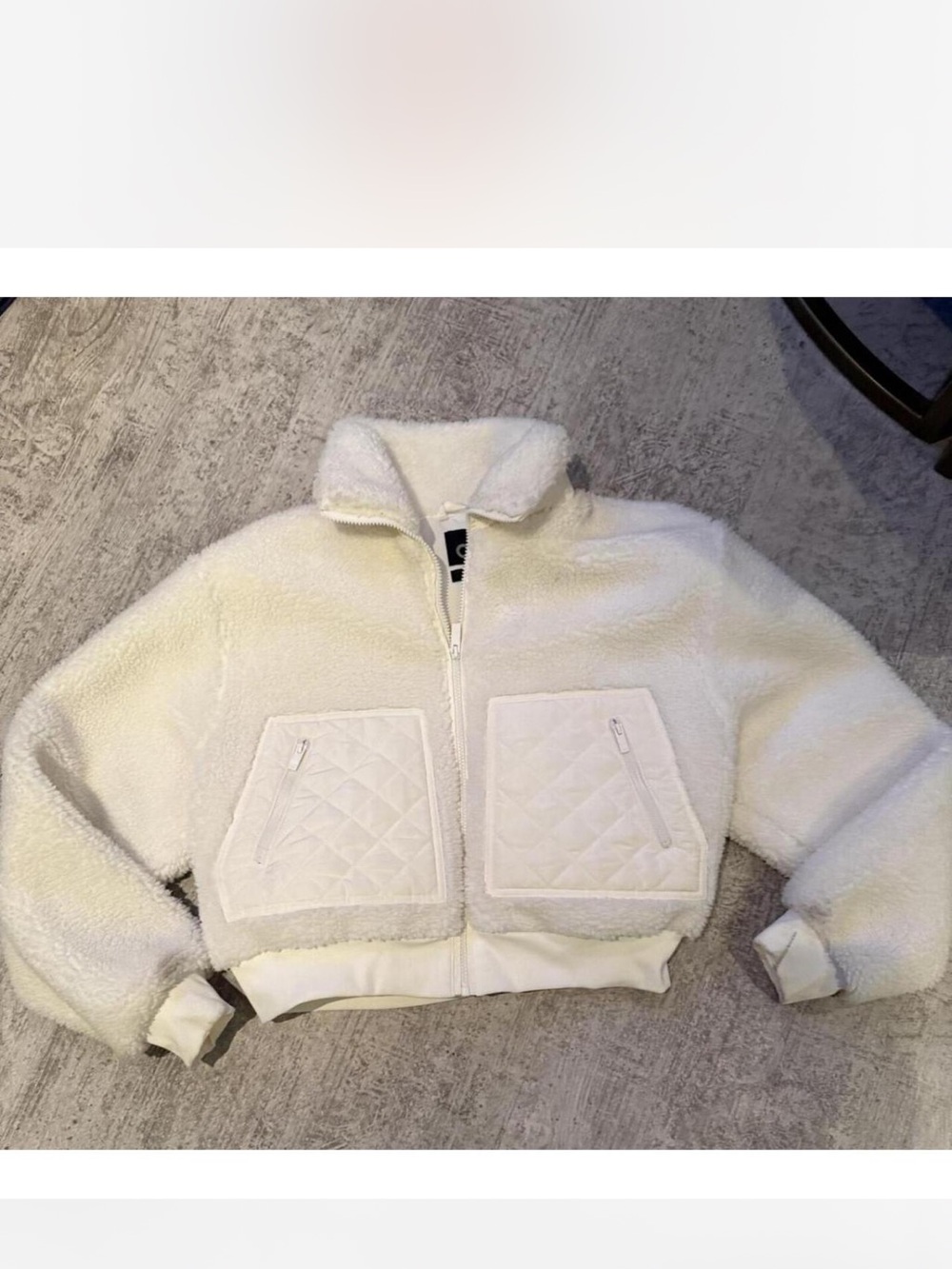 ALO Yoga Edge White Cropped Sherpa Jacket Zip up fleece w quilted pockets M - Picture 2 of 7